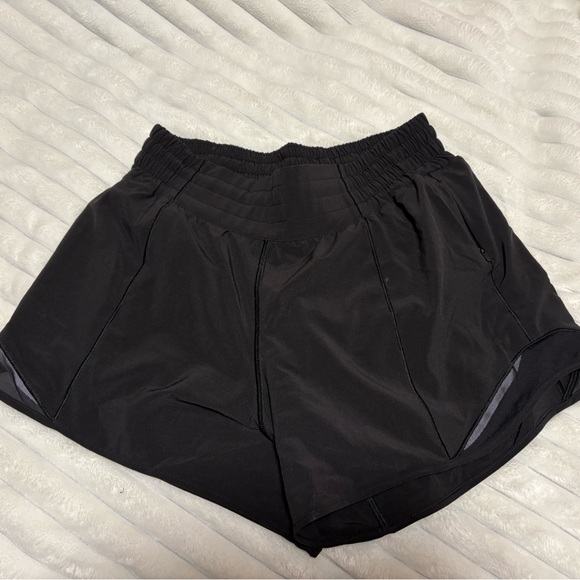 lululemon athletica Pants - Hotty hot high-rise short 4”